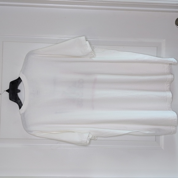 Adidas Men's White T-Shirt with Red and Blue Logo - Picture 7 of 8